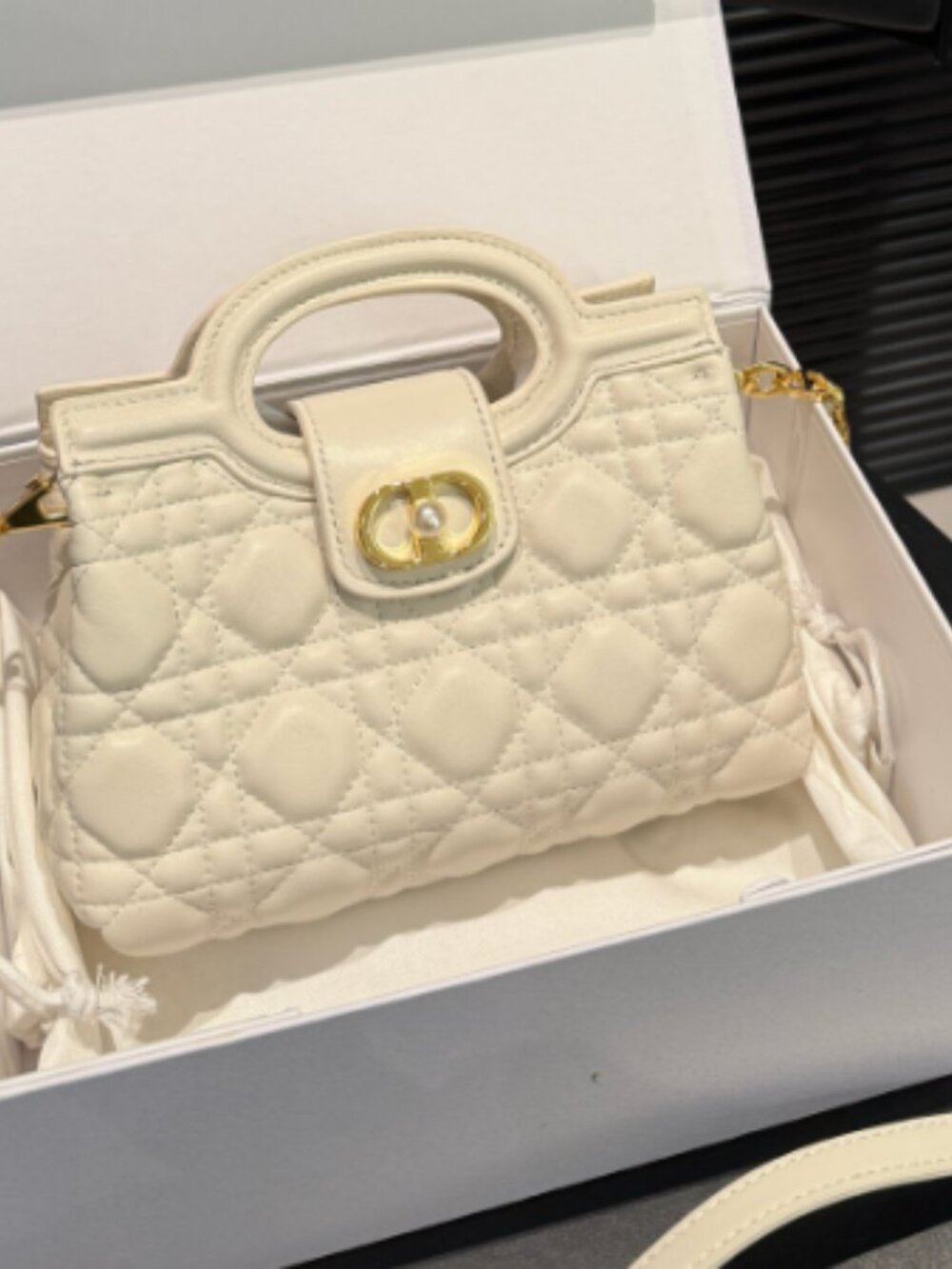 ✨Dior Jolie Top Handle Mini Bag White Cannage Lambskin✨